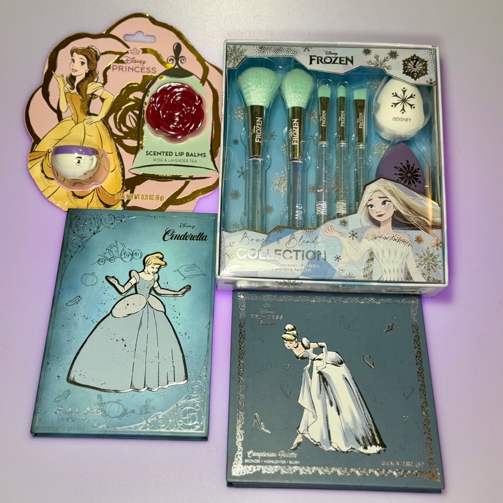 Disney Princess Makeup Gift Set + Gift Bag (New)